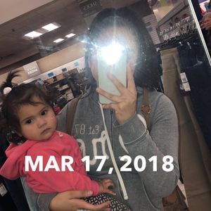 Meet your Posher, Cecilia